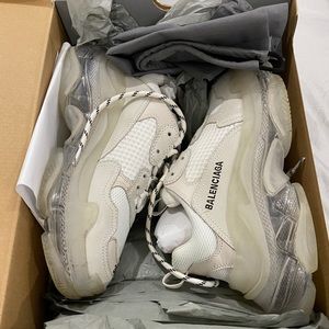 Balenciaga Trile S Sneakers